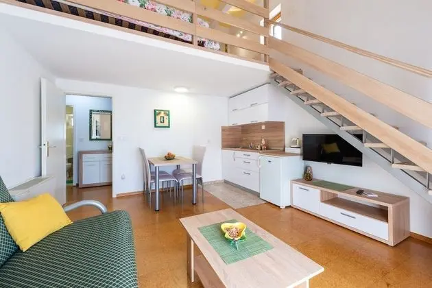 Gallery Apart Daire, 1 Yatak Odası, Balkon, Deniz Manzaralı