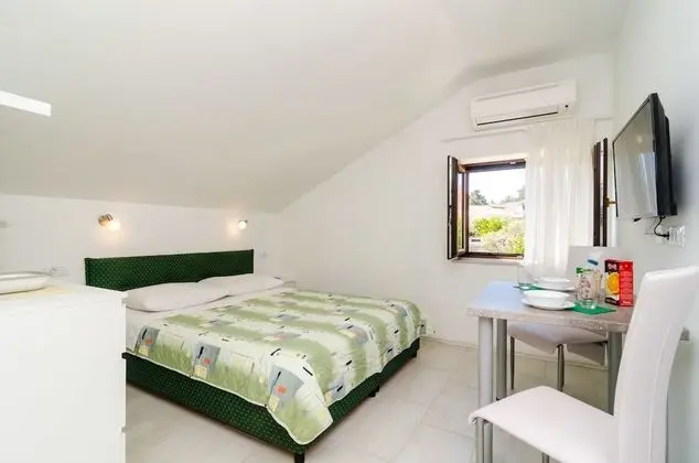 Superior Stüdyo, 1 Büyük (Queen) Boy Yatak, Bahçe Manzaralı