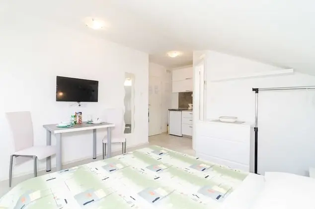 Superior Stüdyo, 1 Büyük (Queen) Boy Yatak, Bahçe Manzaralı