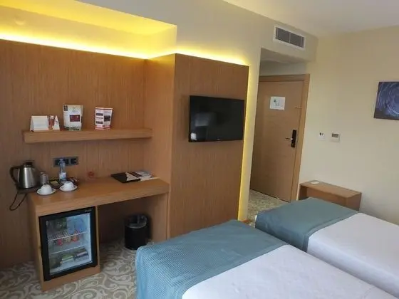 Standard Tek Büyük veya İki Ayrı Yataklı Oda