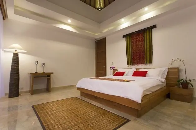 Presidential Villa, 2 Yatak Odası, Kişiye Özel Havuzlu, Havuz Manzaralı