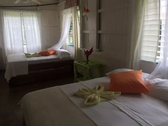 Basic Kır Evi, 3 Yatak Odası, Veranda