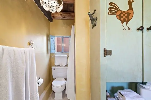 Ev (Cinco Chimineas - Indoor Pool, Walk t)