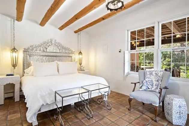 Ev (Cinco Chimineas - Indoor Pool, Walk t)