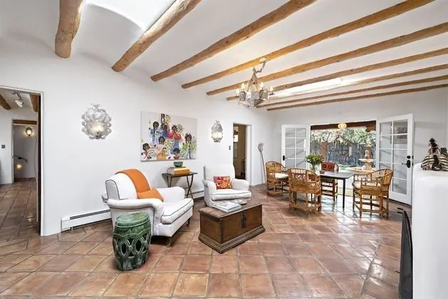 Ev (Cinco Chimineas - Indoor Pool, Walk t)
