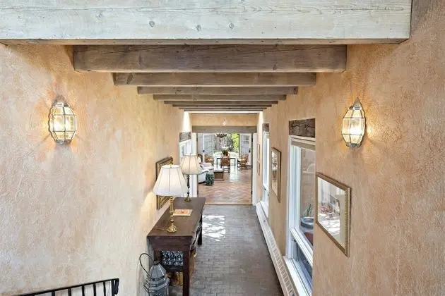Ev (Cinco Chimineas - Indoor Pool, Walk t)