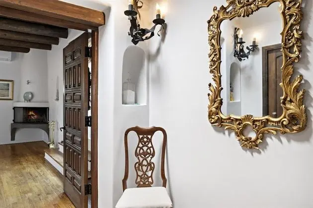 Ev (Cinco Chimineas - Indoor Pool, Walk t)