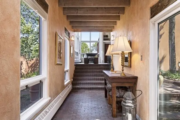 Ev (Cinco Chimineas - Indoor Pool, Walk t)