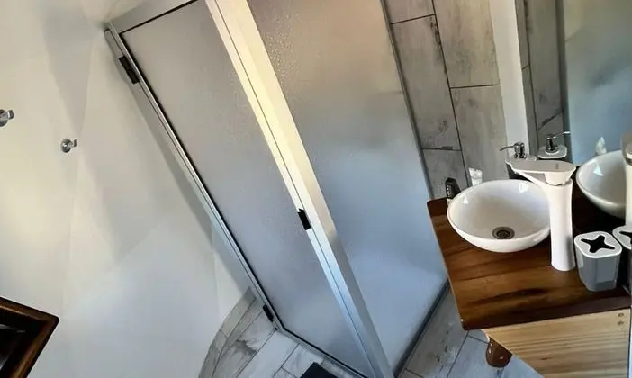 Elite Tek Büyük Yataklı Oda