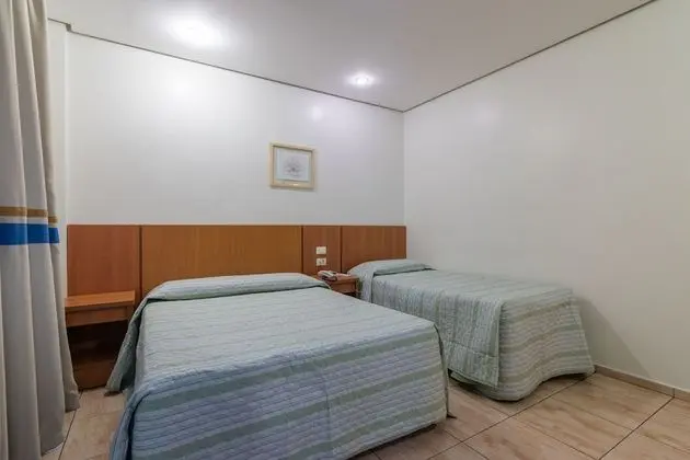 Standard Üç Kişilik Oda