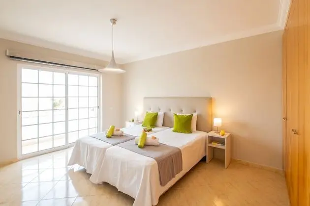 Villa, 6 Yatak Odası, Kişiye Özel Havuzlu, Havuz Manzaralı