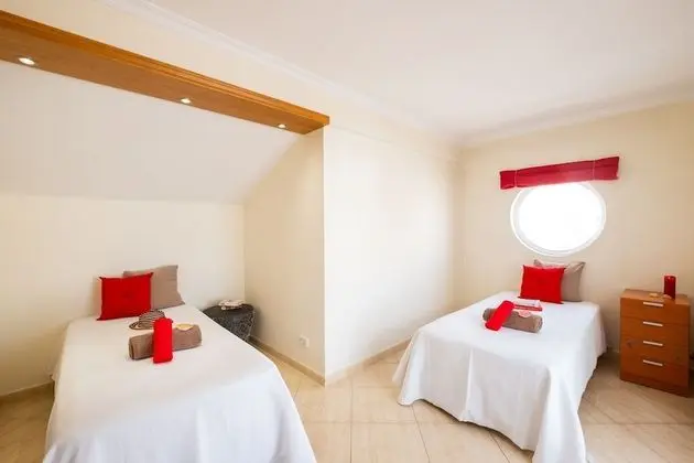 Villa, 6 Yatak Odası, Kişiye Özel Havuzlu, Havuz Manzaralı