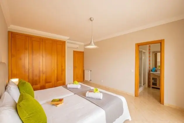 Villa, 6 Yatak Odası, Kişiye Özel Havuzlu, Havuz Manzaralı