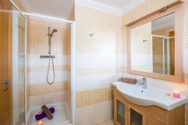 Villa, 6 Yatak Odası, Kişiye Özel Havuzlu, Havuz Manzaralı