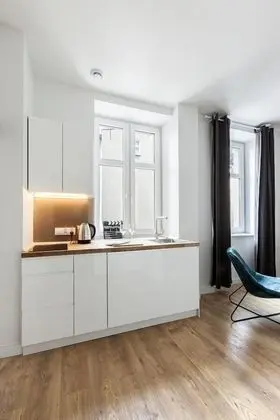 Deluxe Stüdyo (Scent of a Woman)