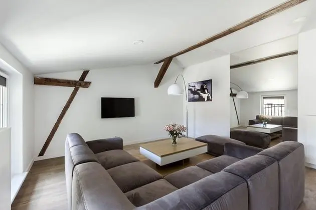 Stüdyo (Leon: The Professional)