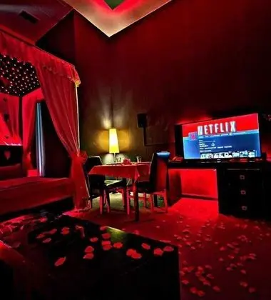 Premium Tek Büyük Yataklı Oda