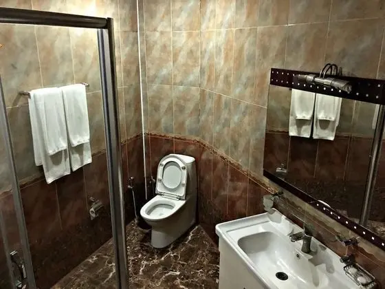 Premium Tek Büyük Yataklı Oda
