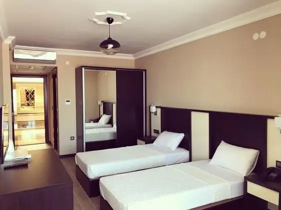 Twin, Manzarasız