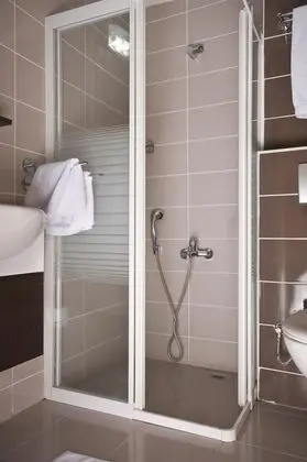 Standard Tek Büyük veya İki Ayrı Yataklı Oda