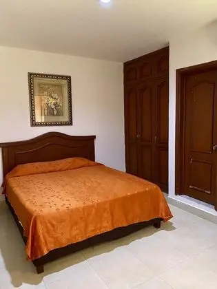 Basic Tek Kişilik Oda, 1 Büyük (Queen) Boy Yatak