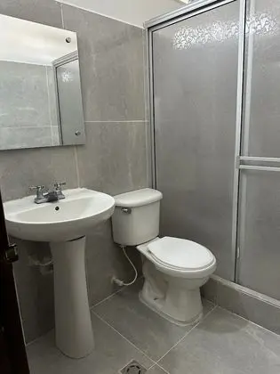 Basic Tek Kişilik Oda, 1 Büyük (Queen) Boy Yatak