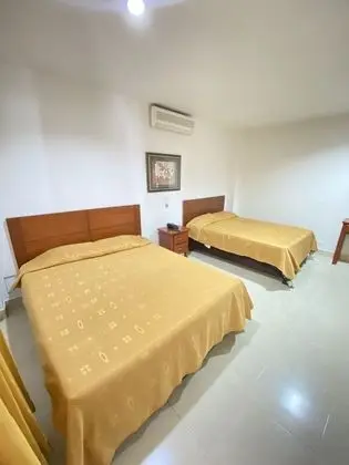 Basic Üç Kişilik Oda, Birden Çok Yatak