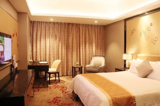 Luxury Oda