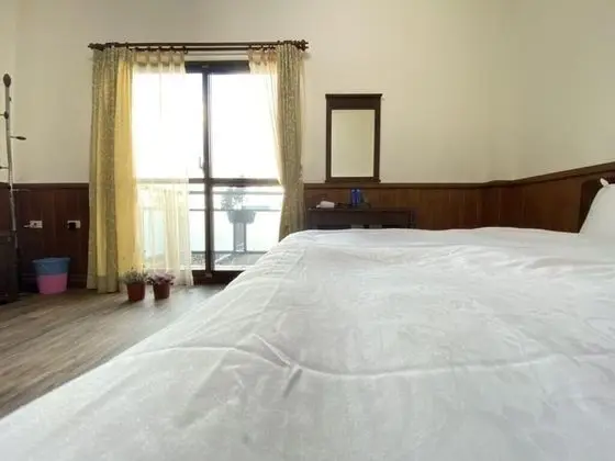 Tek Büyük Yataklı Oda, Balkon