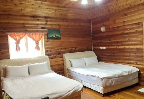 Standard Dört Kişilik Oda