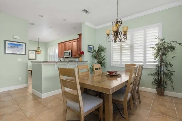 Daire (751 Cinnamon Beach)