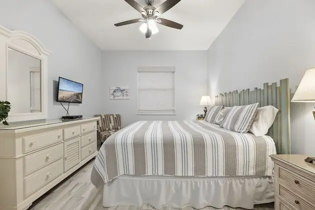 Daire (824 Cinnamon Beach)