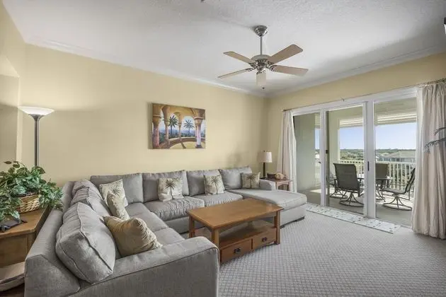 Daire (952 Cinnamon Beach)