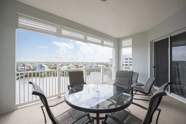 Daire (952 Cinnamon Beach)