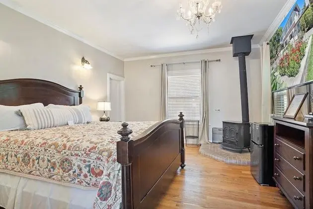 Room, 1 King Bed (Ellington)