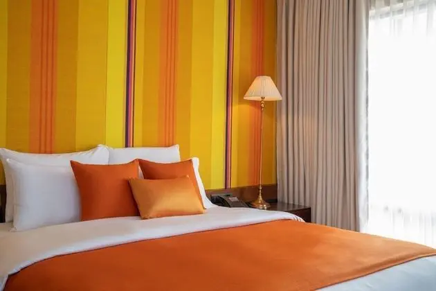 Deluxe Ocean View Suite