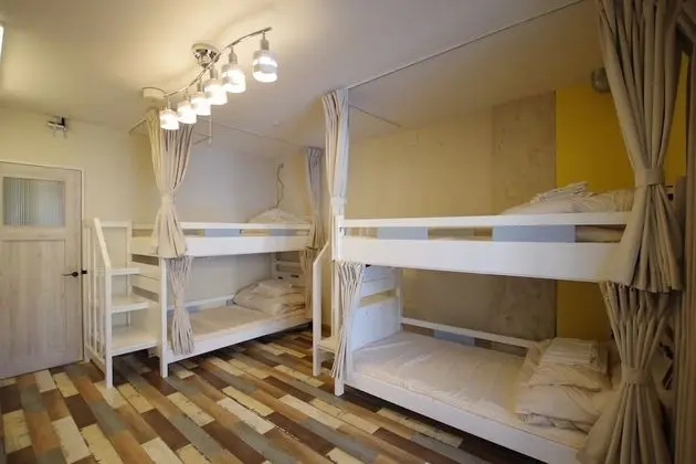 Economy Ortak Ranzalı Oda, Sadece kadınlar için