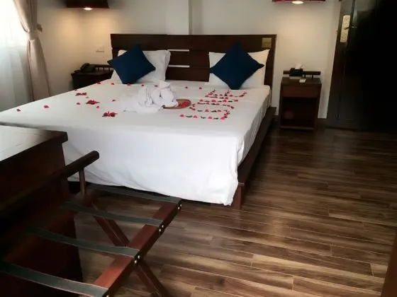 Deluxe Tek Büyük Yataklı Oda, 1 Çift Kişilik Yatak, Sigara İçilmez, Şehir Manzaralı