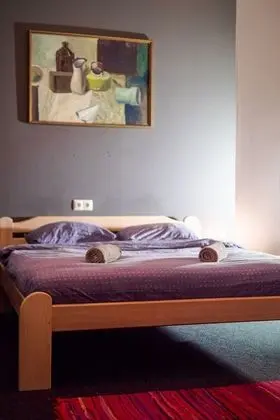 Basic Tek Büyük Yataklı Oda