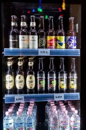 Basic Tek Büyük Yataklı Oda