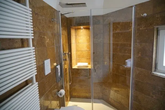 Deluxe Tek Büyük Yataklı Oda, 1 Büyük (Queen) Boy Yatak, Küvet