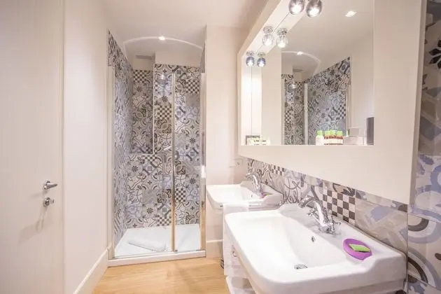 Superior Tek Büyük veya İki Ayrı Yataklı Oda, 1 Yatak Odası, Banyolu/Duşlu