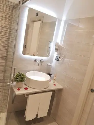 Deluxe Tek Büyük veya İki Ayrı Yataklı Oda (no. 51)