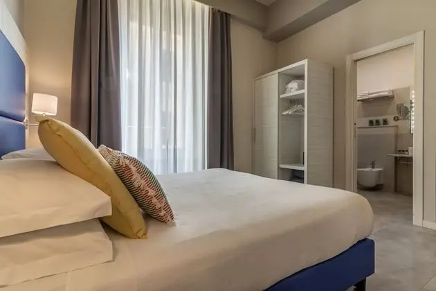 Deluxe Tek Büyük veya İki Ayrı Yataklı Oda, Banyolu/Duşlu, Şehir Manzaralı