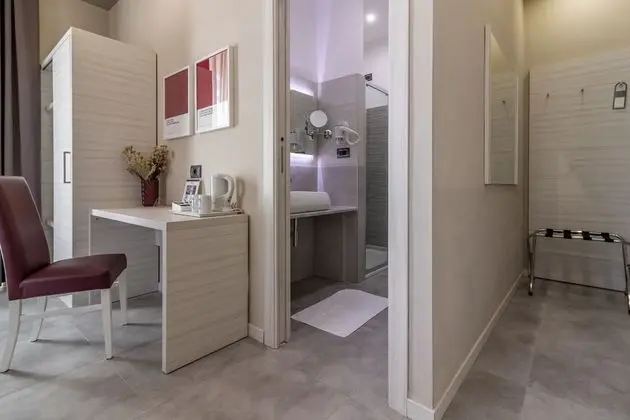 Deluxe Tek Büyük veya İki Ayrı Yataklı Oda, Banyolu/Duşlu, Şehir Manzaralı