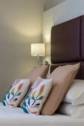 Deluxe Tek Büyük veya İki Ayrı Yataklı Oda, Banyolu/Duşlu, Şehir Manzaralı
