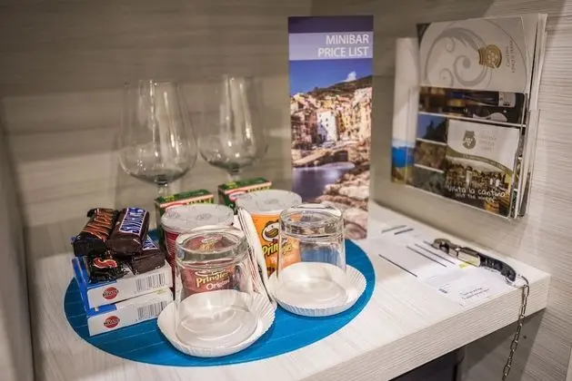 Deluxe Tek Büyük veya İki Ayrı Yataklı Oda, Banyolu/Duşlu, Şehir Manzaralı