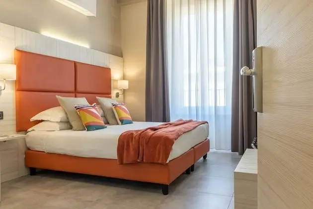 Standard Tek Büyük veya İki Ayrı Yataklı Oda, Banyolu/Duşlu, Şehir Manzaralı