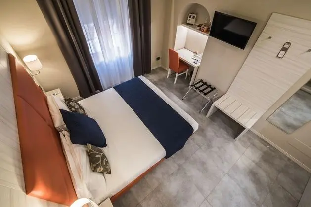 Standard Tek Büyük veya İki Ayrı Yataklı Oda, Banyolu/Duşlu, Şehir Manzaralı