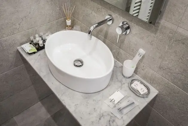 Standard Tek Büyük veya İki Ayrı Yataklı Oda, Banyolu/Duşlu, Şehir Manzaralı
